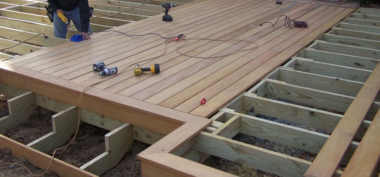 Wood Deck Builders in Huntington Park, CA